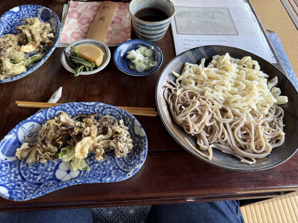 天ぷらとうどん・そばのあいもりメニュー 超ボリューム